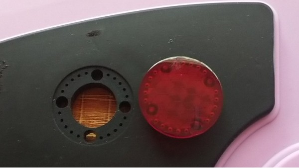 硅膠膠水粘PC，能有防水密封效果嗎