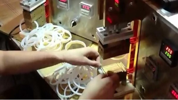 粘硅膠用什么膠水，科佳膠水值得一試