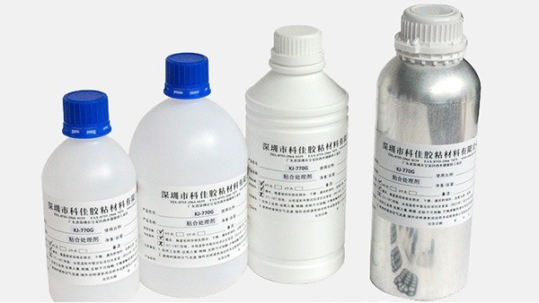 硅膠粘尼龍膠水，怎么使用才能粘牢固？