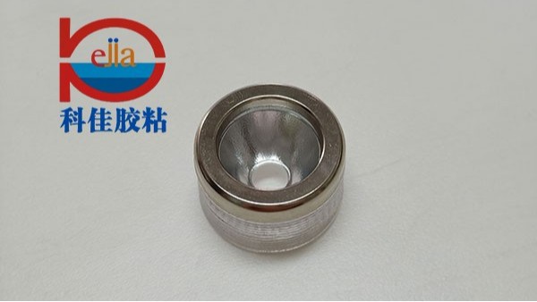 PC粘金屬膠水助力多功能車載手電筒，隨時(shí)解救您的安全